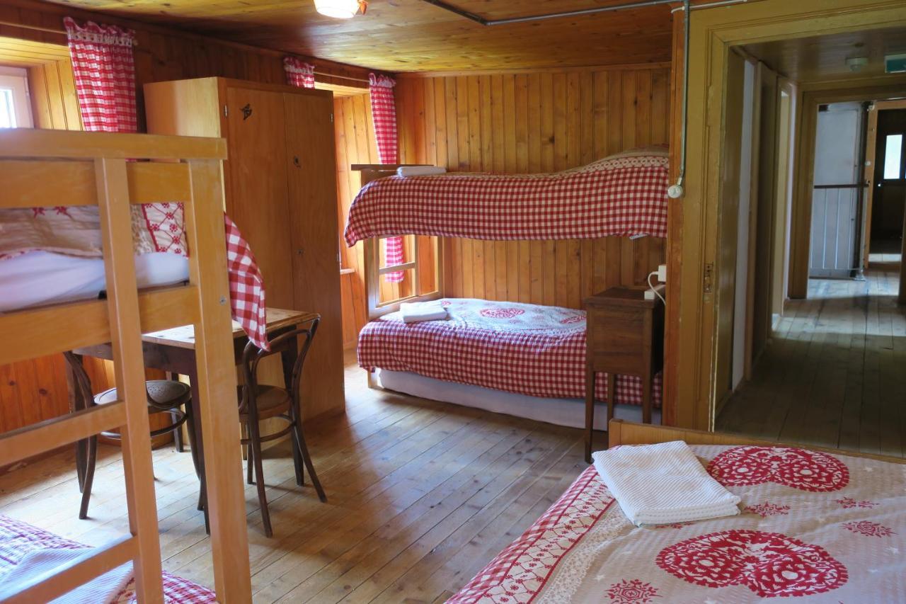 Edelweiss Mountain Guest House - 1 Hour Hike Up From Zermatt Station - On Hiking Trail - No Transport Dış mekan fotoğraf