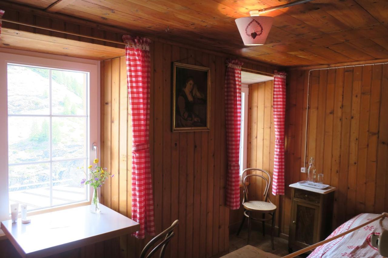 Edelweiss Mountain Guest House - 1 Hour Hike Up From Zermatt Station - On Hiking Trail - No Transport Dış mekan fotoğraf